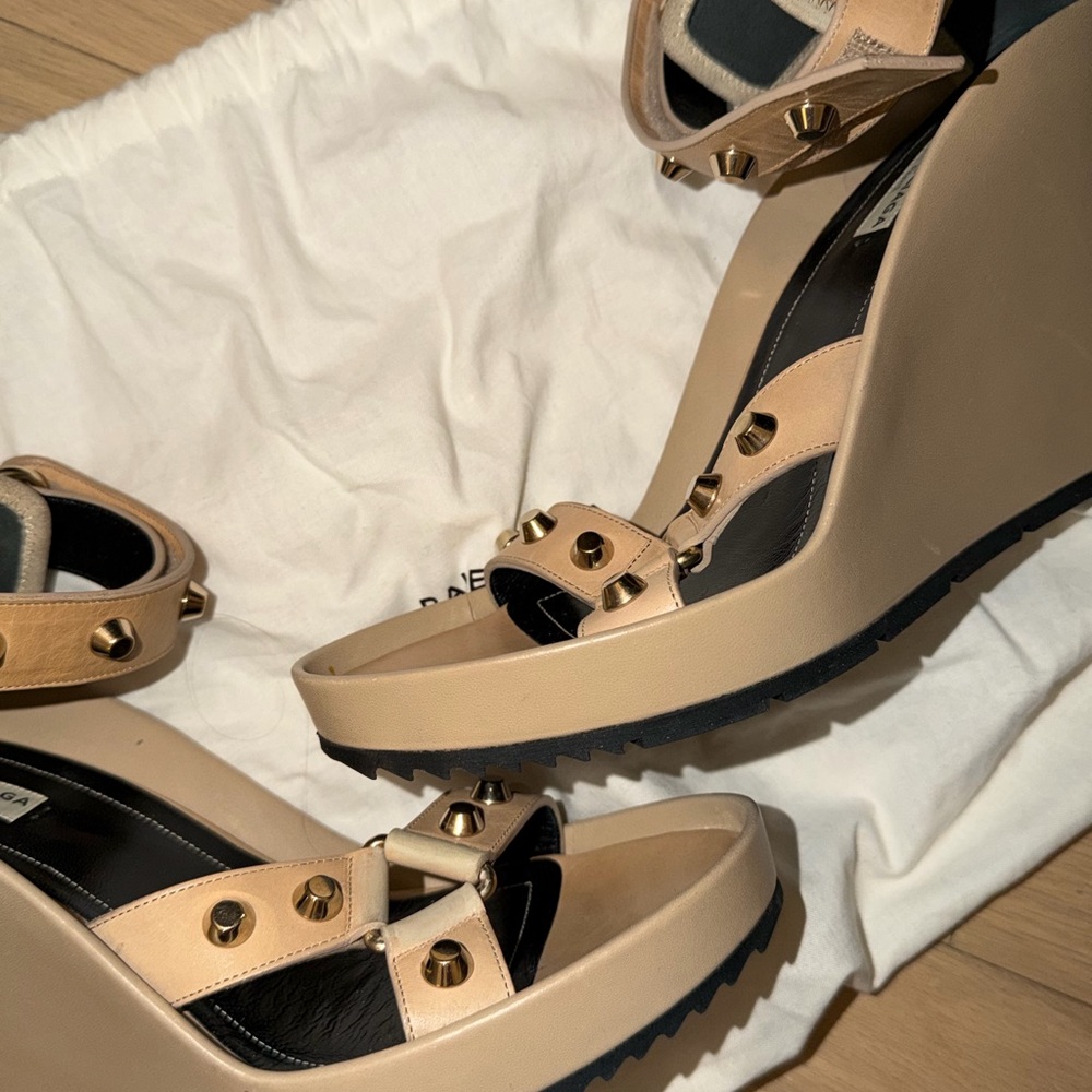 BALENCIAGA NEW - NEVER WORN Nude Tan Wedges With Gold Studs And Ankle Straps